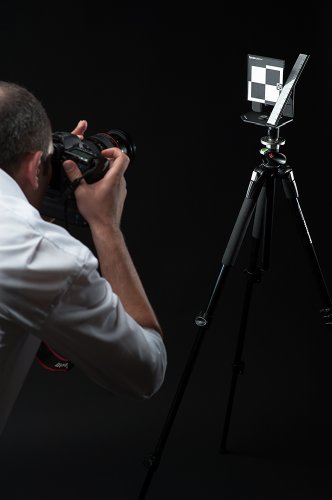 Datacolor SpyderLensCal - Optimize Your DSLR's Auto-Focus. Essential Tool for Razor-Sharp Focus and Outstanding Images