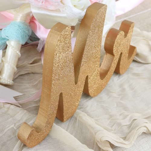 Mr and Mrs Signs Wedding Table Decorations, Wooden Freestanding Letters for Photo Props, Rustic Wedding Decoration, Anniversary Wedding Shower Gift (Rose gold + banner) - color: Rose Gold with banner