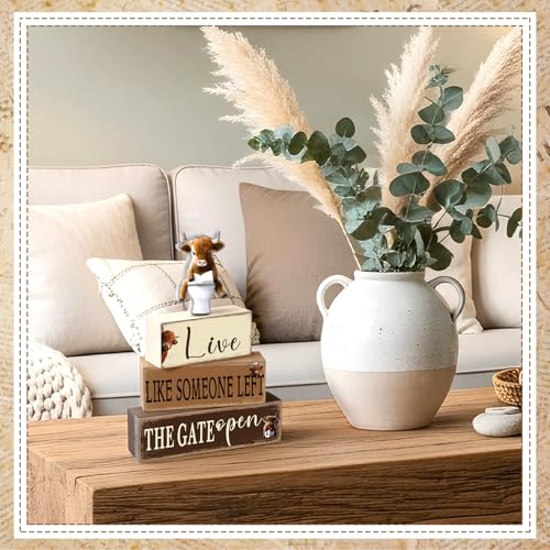 Geelin 4 Pcs Highland Cow Bathroom Decorations Bathroom Wooden Table Centerpiece Blocks Highland Cow Tiered Tray Decor Live Like Someone Left The Gate Open Sign for Indoor Home Desk Room Shelf Decor - style: Highland Cow