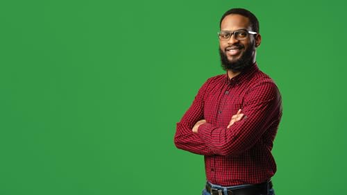 Denny Manufacturing - Seamless Paper Backdrop for Photography, Green Screen Seamless Paper Roll - Green Screen (53 in x 36 ft) Includes Free Roll Black Gaffer Tape (2 in x 13 ft) - color: Green Screen, size: 53 in x 36 ft