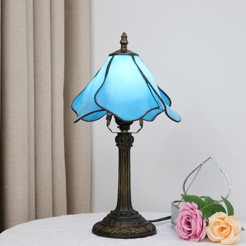 Tiffany Stained Glass Small Table lamp Cute and Unique Bedside Table Bedroom and Kitchen countertop Decorative Table lamp, Blue Floral Style - color: Tiffany Lamp Q