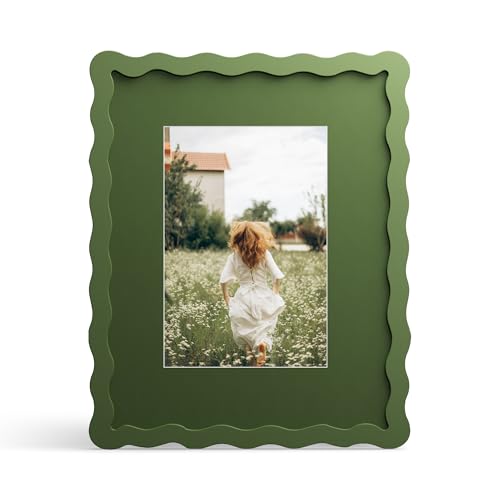 8x10 Picture Frame with Mat for 5x7, Wavy Edge Wooden Real Glass Photo Frame for Tabletop and Wall Hanging, Green, 1 Pack - color: Green, size: 8x10 in