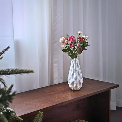 Threaded vase, Fluted Transparent, Modern, Suitable for Living Room, Dining Table, Entrance, Shelf, Wedding, Office, Coffee Table, Birthday, 5.9 inches (White-3) - color: White-3
