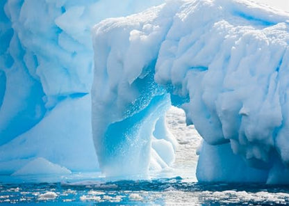 BELECO 12x10ft Fabric Polar White Iceberg Backdrop Antarctic Ocean Glacier ICY Cliff Snowy Mountains Snow Ice World Arctic Background Winter Polar Sea Nature Scenery Photography Studio Props - size: 12x10ft