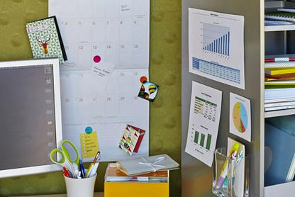 Scotch-Mount Removable Poster Tape, 3/4" x 150" (12.5 ft), Clear, Comes with Convenient Dispenser, Double-Sided Adhesive Bonds on Contact, Mounts Posters, Photos, Cards & Other Items (109S)