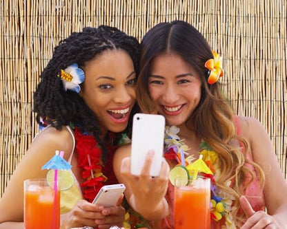 Barydat Hawaiian Beach Reed Backdrop Aloha Luau Party Tiki Bar Decorations Polyester Fabric Photography Backdrop for Photoshoot (10 x 8ft) - size: 10 x 8ft