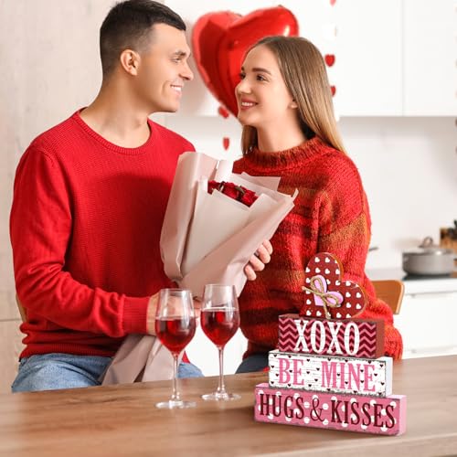 GlikCeil 4 Pcs Valentine's Day Table Sign Tiered Tray Decor Valentine's Day Heart Table Wood Block Decorations Centerpieces Farmhouse Rustic Be Mine Hug Kisses Decor for Home Office Desk Shelf Decors - style: Heart