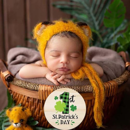 My First Holiday Milestone Cards Sign, Double Sided Newborn Photo Props Pregnancy Journey Baby Shower My First Holiday Anniversary Milestone Wooden Discs - color: Baby First Holidays