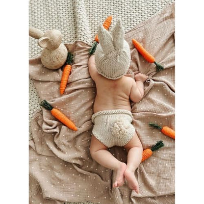 ForBaysy Newborn Photography Props Boy Girl Crochet Bunny Costume Set Baby Photo Shoot Outfits with Rabbit Ear Hat - color: Newborn Bunny Carrot Suit