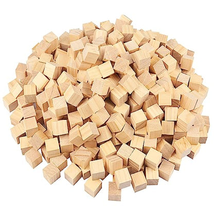 GNIEMCKIN 600 Packs Wooden Blocks for Crafts, 0.8 Inch Pine Wood Cubes, Wooden Cubes for Paint, Stamp, Decorate, DIY Projects and Personalized Gifts - size: 600 Packs 0.8 Inch