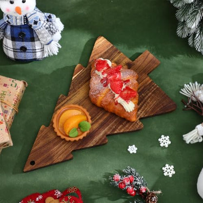 STOBAZA 15 Inch Christmas Tree Charcuterie Board, Wooden Cheese Serving Platt Cutting Chopping Platter for Cheese Vegetables Fruit Bread Pizza Serving Tray Festive Kitchen Decor Multi Use Food Display