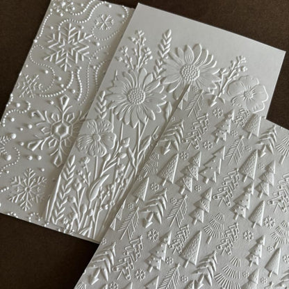 3D Embossing Folders for Card Making, 3Pcs Christmas Elk Snowflakes Flower Plastic Embossing Folders Embossing Folder Craft Card Template for DIY Scrapbooking - color: 3 Pack Christmas