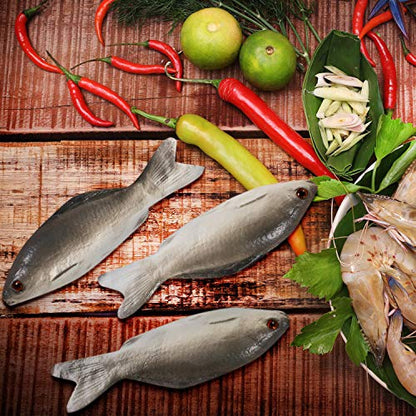 Gejoy 4 Pcs Fake Fish Realistic Toy Artificial Halloween Mode Small Plastic Sea Fish for Party Market Display Kitchen Decoration Photography Props